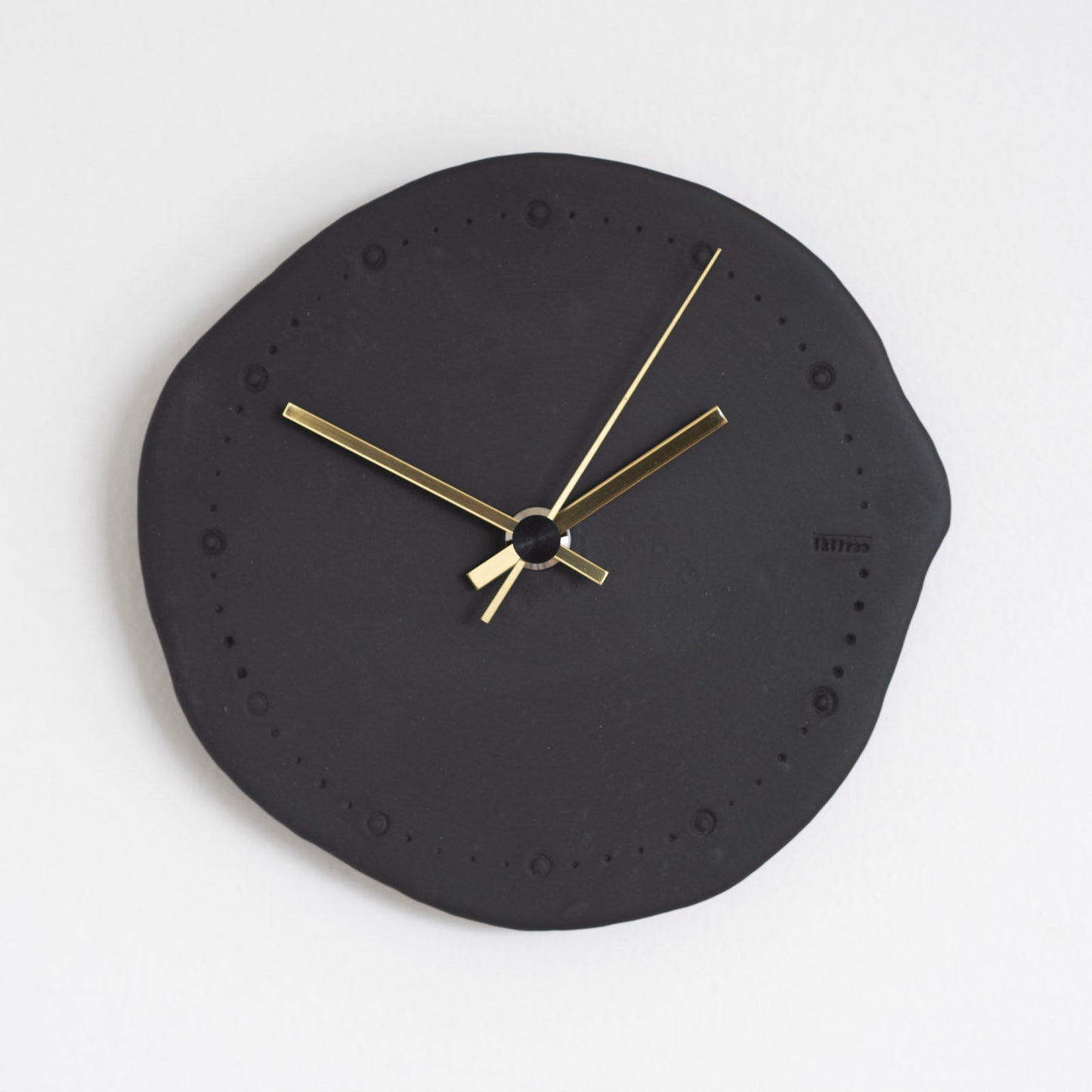Improviser clock - dark grey