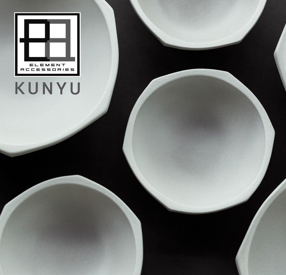 Moderne Kunyu-Schale im asiatischen Stil- Weiß