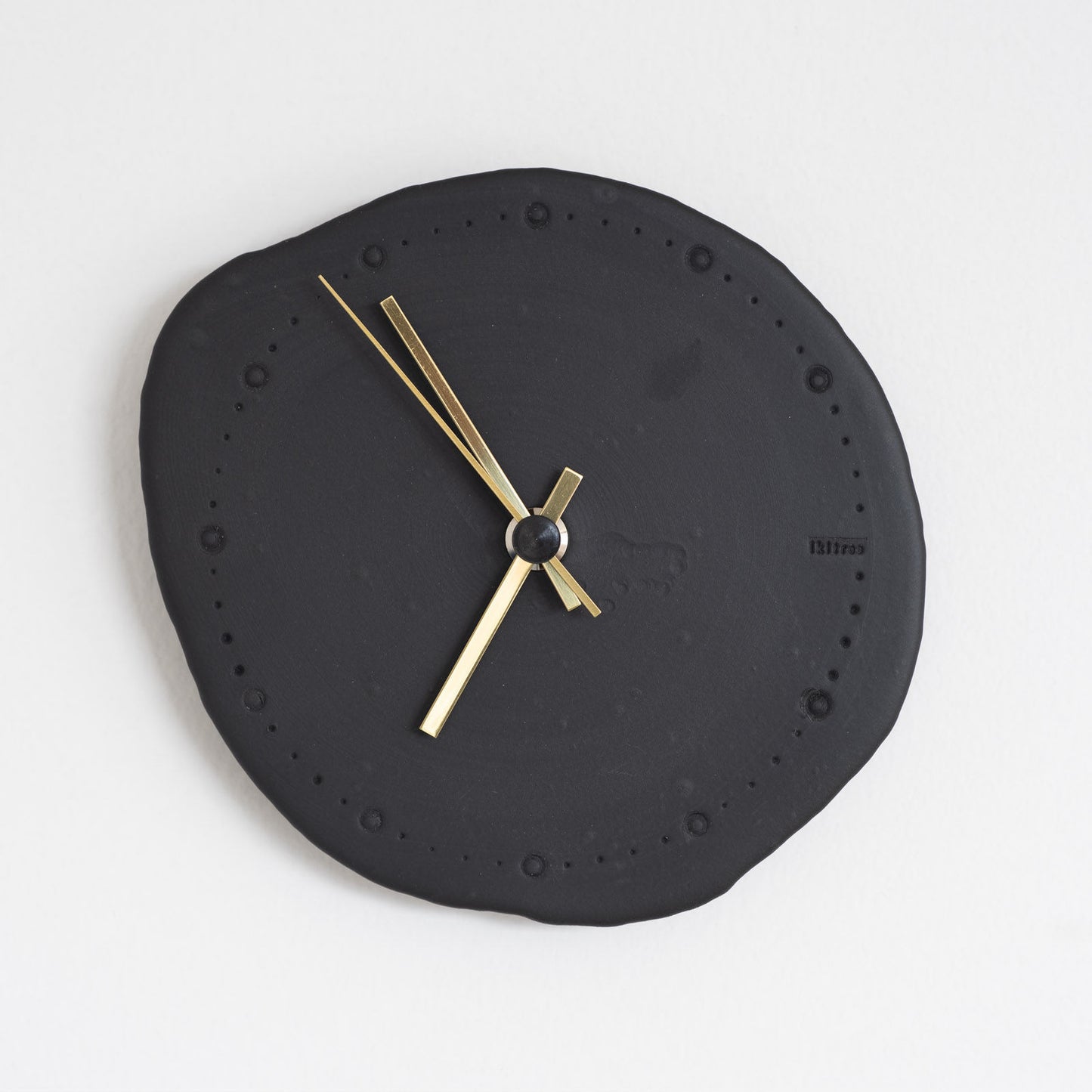 Improviser clock - dark grey
