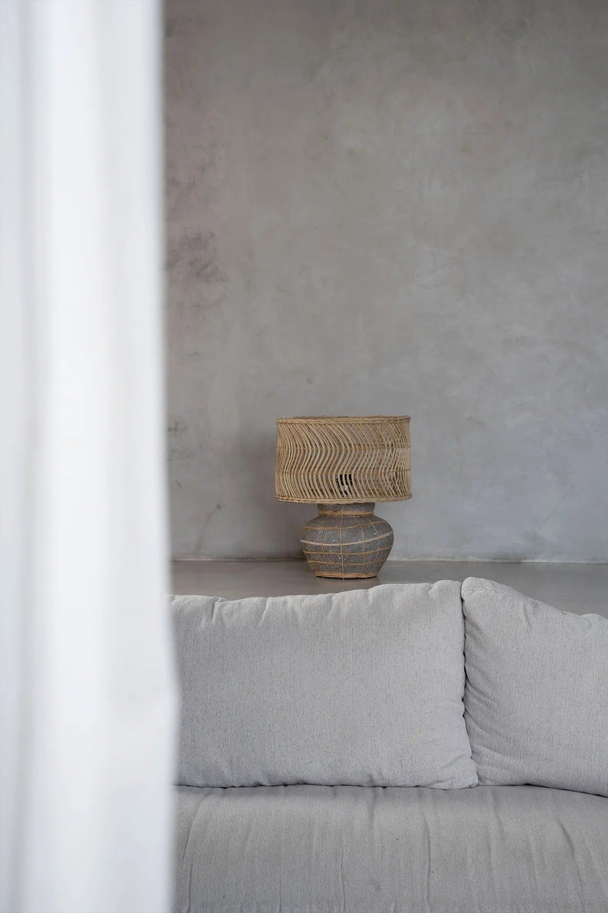 Kythira Table Lamp