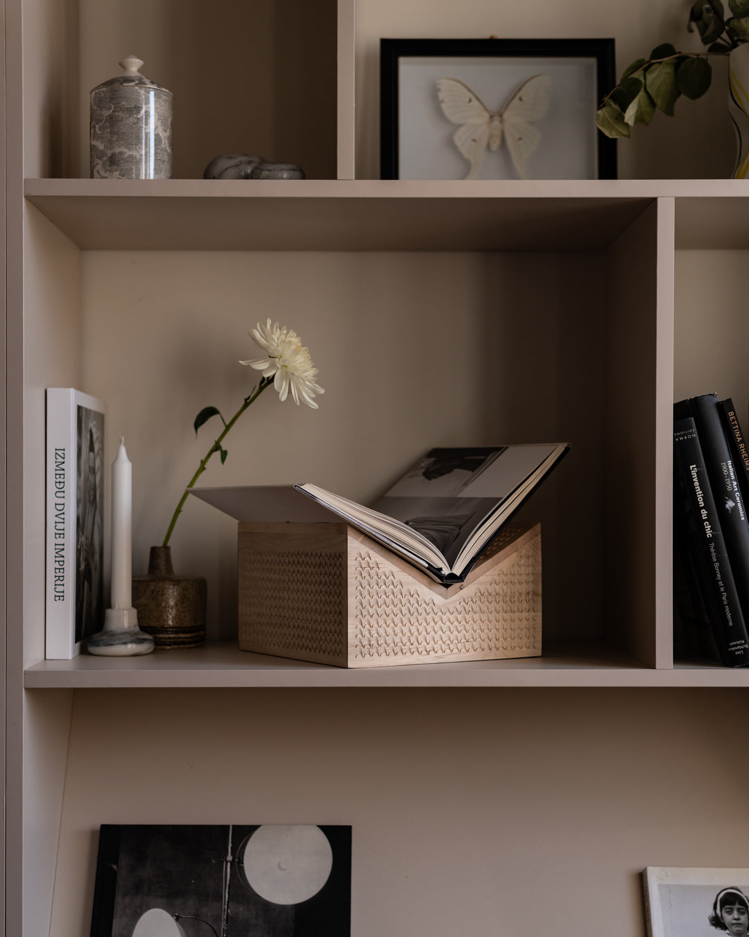 KRUNA Wooden Book Stand
