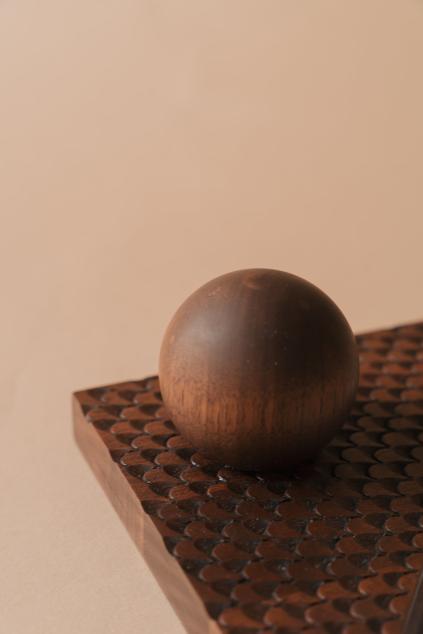 VAL Wooden Phone Holder