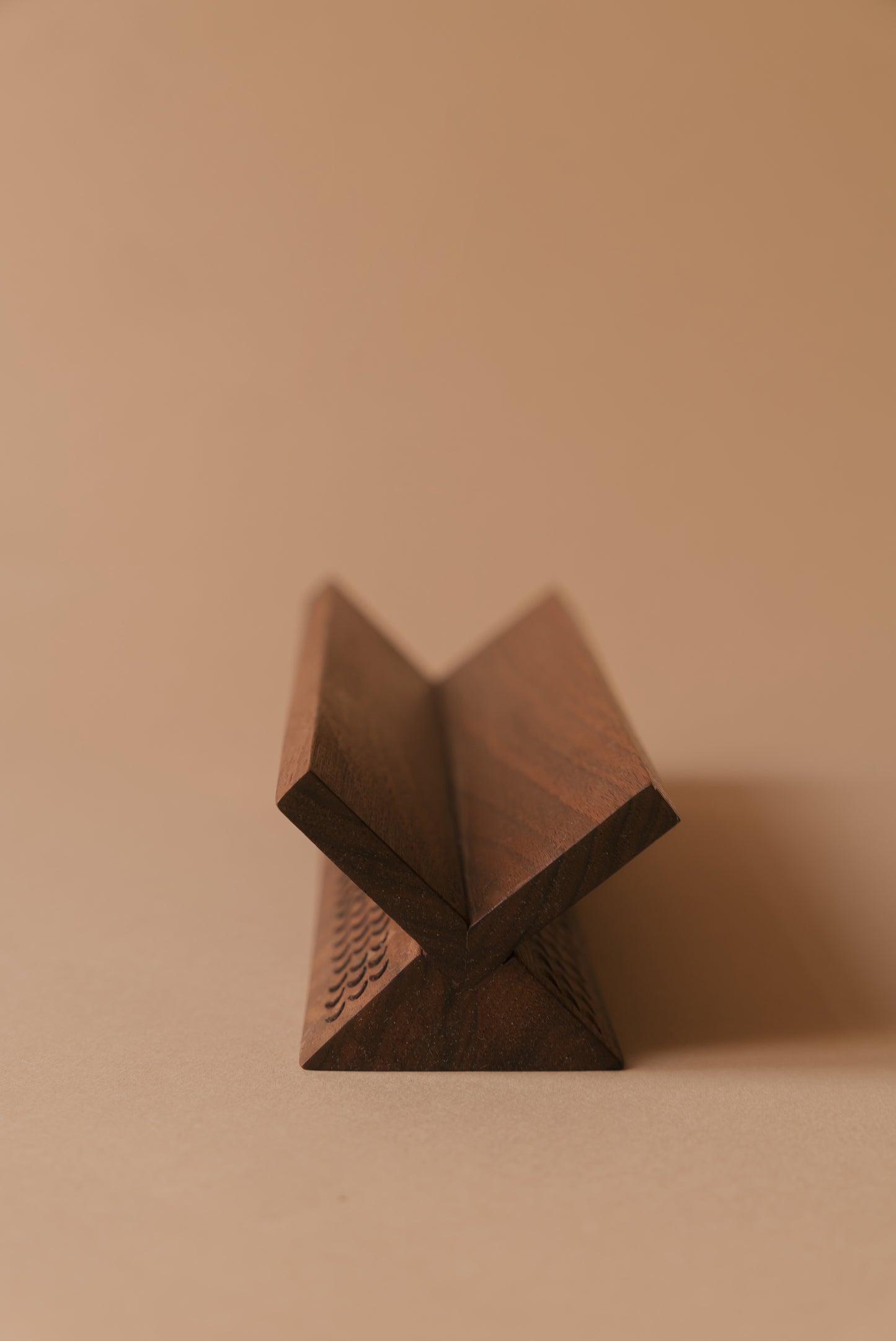 PERO Wooden Pen Holder