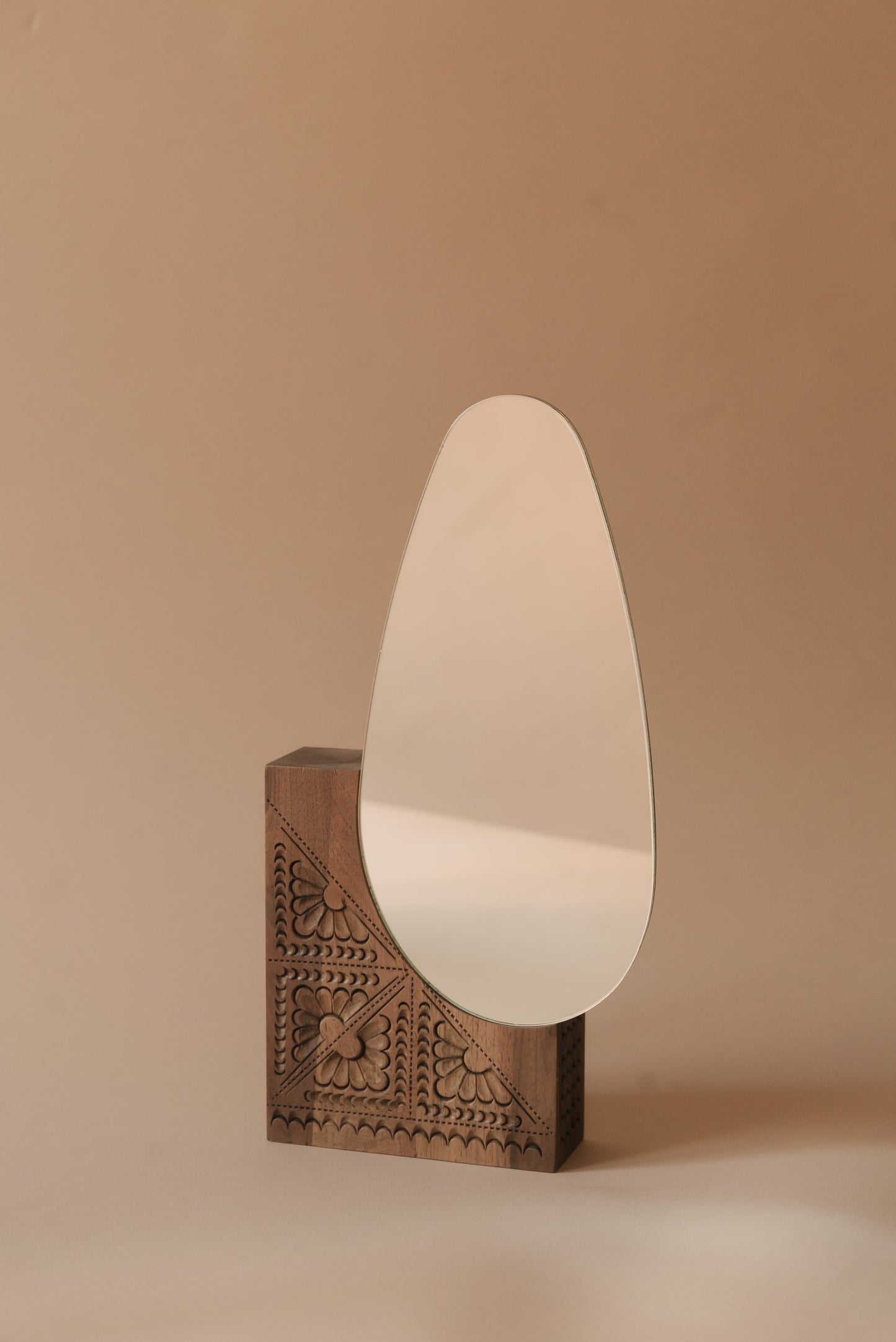 SJAJ Wooden Table Mirror