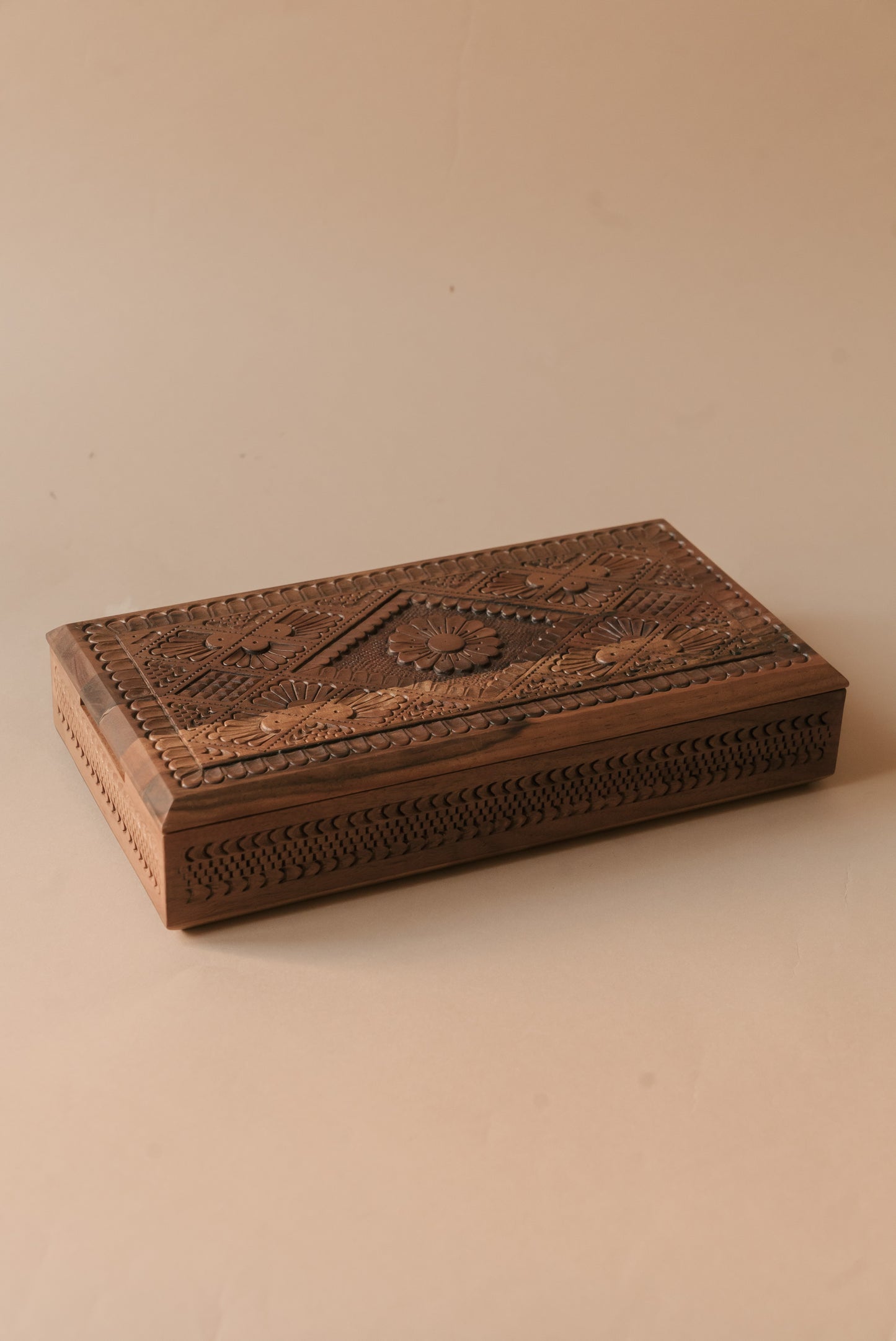 DUNYA Wooden Jewellery Box
