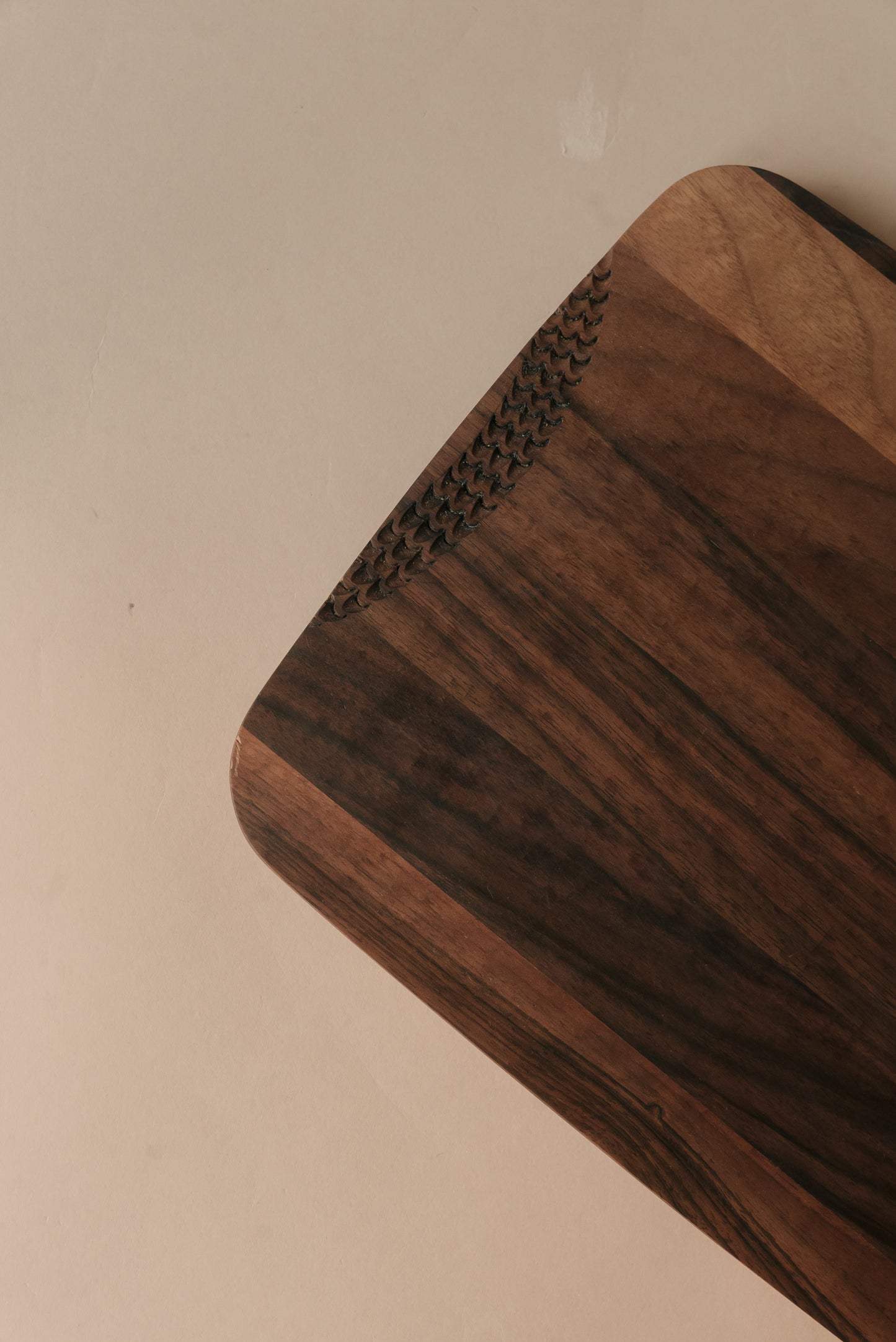TARA Wooden Cutting Board