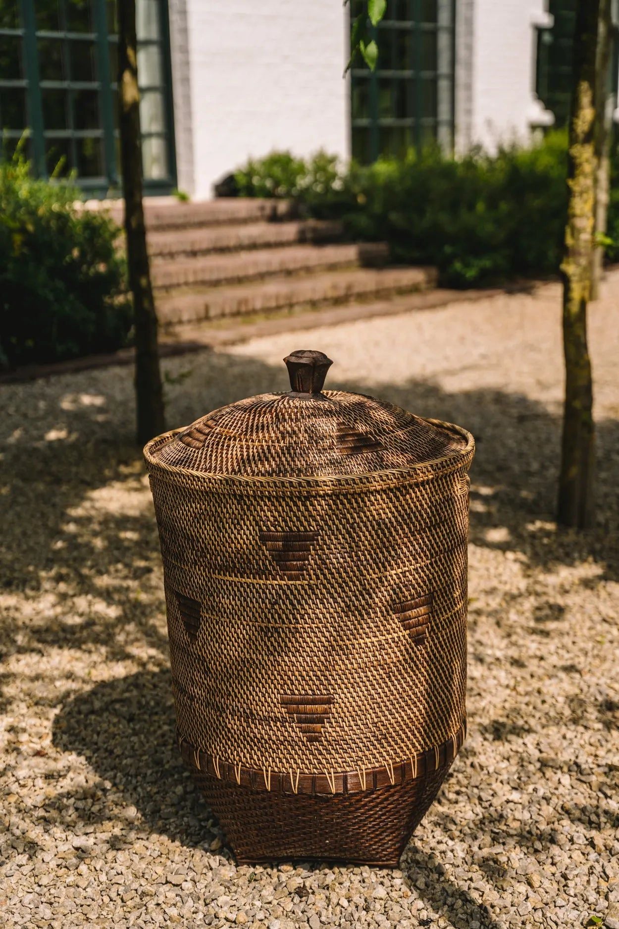 Colonial Laundry Basket
