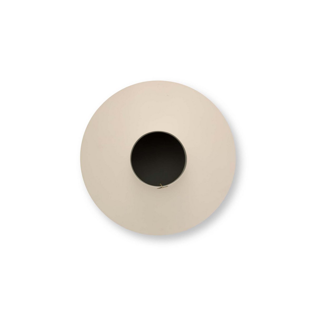 Vase mit Metallemblem- Sand